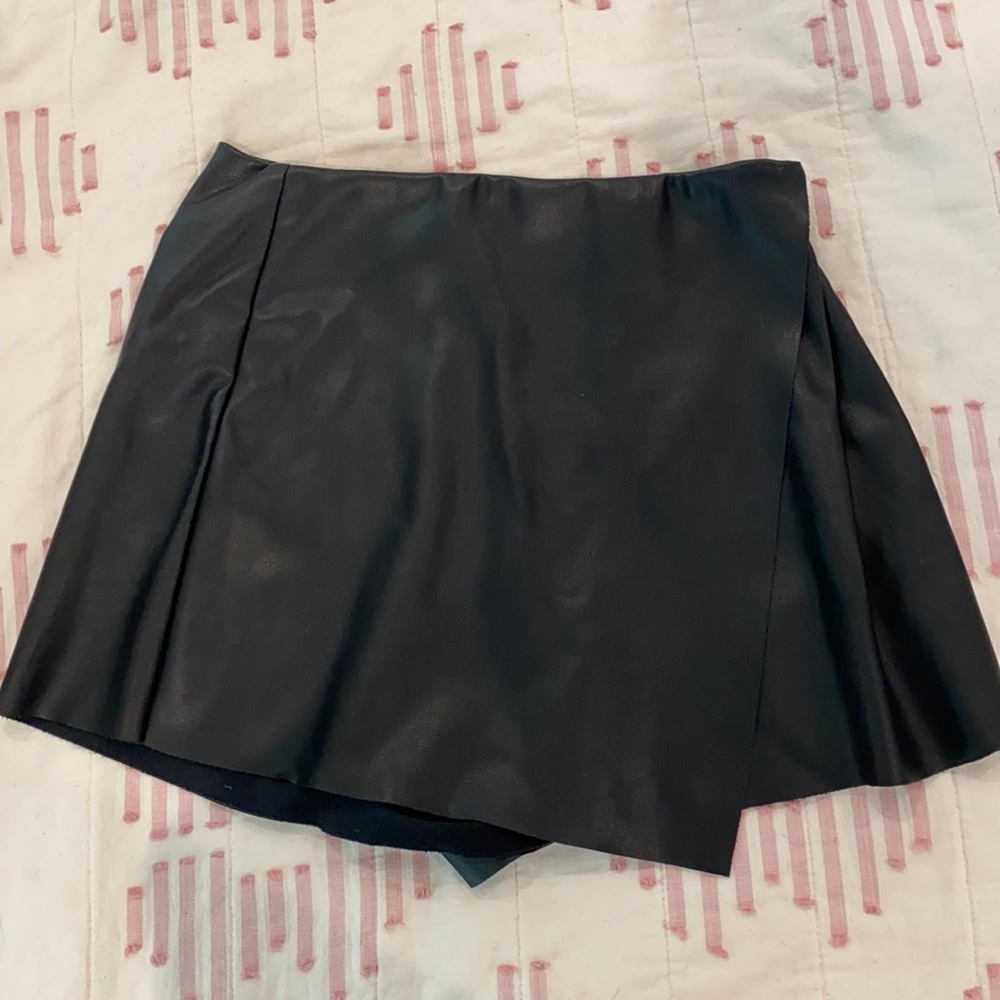 Vestique Leather Skort